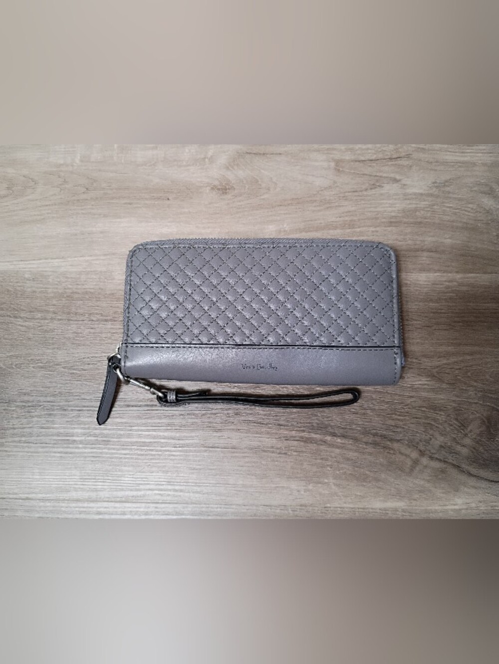 Vera Bradley Classic Casual Grey Quilted Stitch Zip Around Large Wallet Wristlet